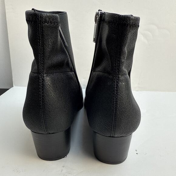 Calvin Klein Womens Narice Leather Pointed Toe Ankle Booties Shoe Black 9.5M NWB - Picture 7 of 10